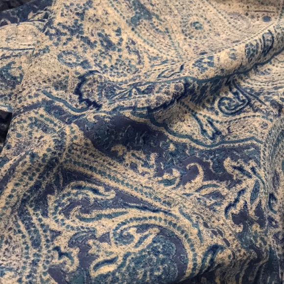 H&M Blue Paisley Infinity Scarf - Picture 3 of 4